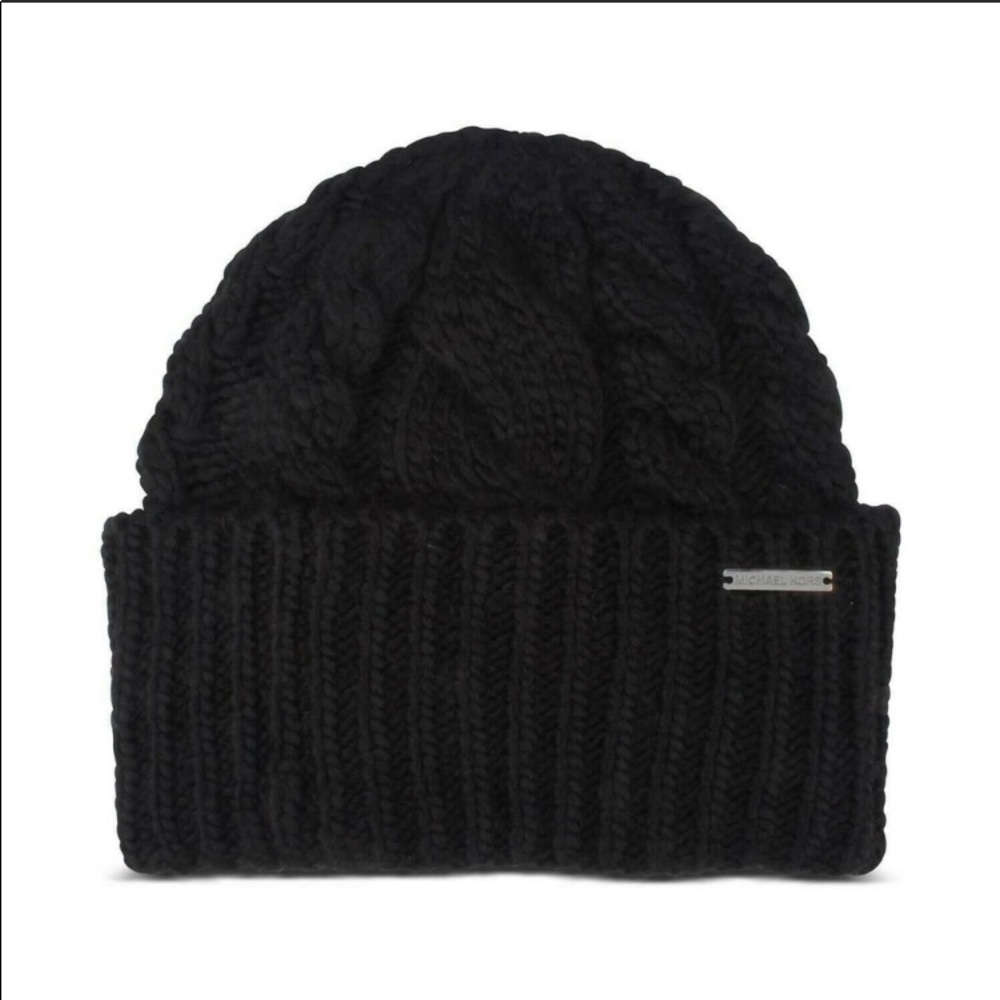 ♥️Michael Kors Cable Knit Cuff Beanie ♥️